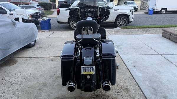 2017 Harley-Davidson, dovoz USA — foto 4 z 12