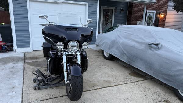 2017 Harley-Davidson, dovoz USA — foto 5 z 12