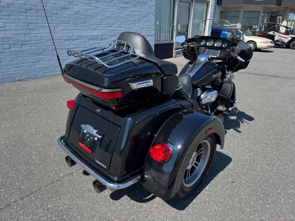 2017 Harley-Davidson, dovoz USA — foto 10 z 12