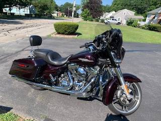 2014 Harley-Davidson, dovoz USA — foto 2 z 3