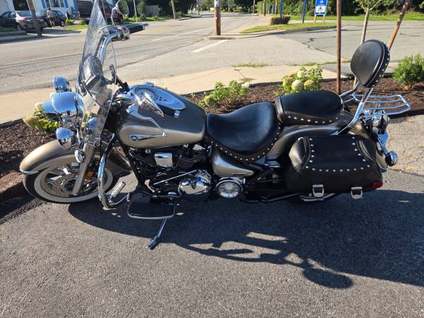 2004 Harley-Davidson, dovoz USA — foto 2 z 5