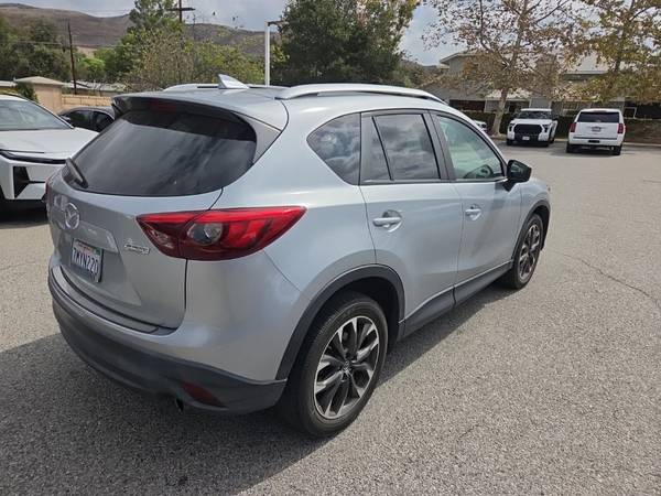2016 Mazda, stříbrná, dovoz USA — foto 5 z 12