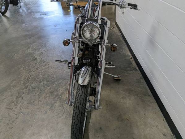 2003 Harley-Davidson, dovoz USA — foto 3 z 11