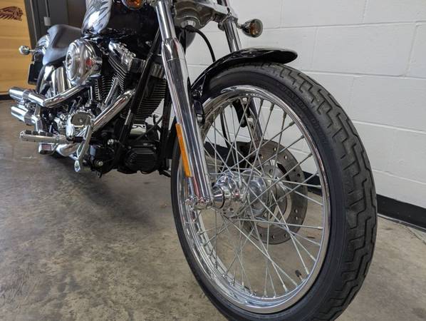 2003 Harley-Davidson, dovoz USA — foto 5 z 11