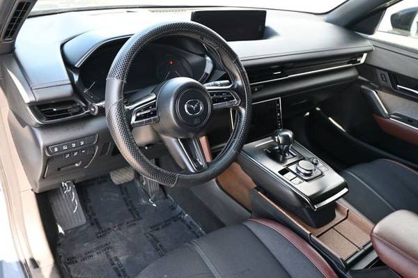 2022 Mazda, dovoz USA — foto 10 z 12