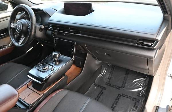 2022 Mazda, dovoz USA — foto 12 z 12