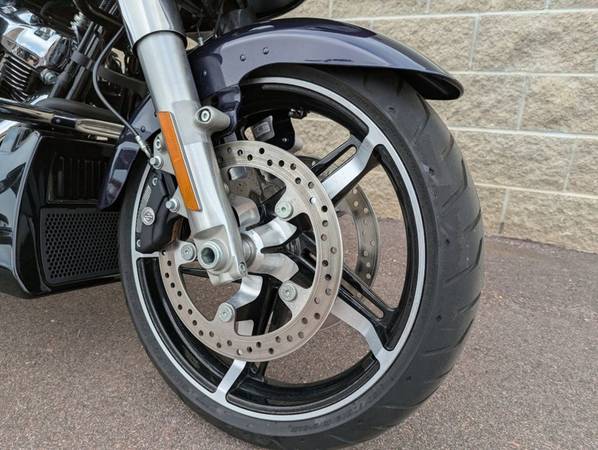 2025 Harley-Davidson, dovoz USA — foto 7 z 12