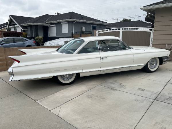 Cadillac, dovoz USA — foto 2 z 12
