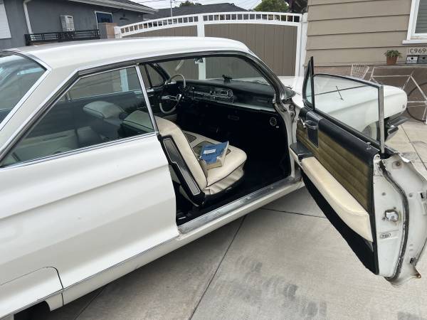 Cadillac, dovoz USA — foto 5 z 12