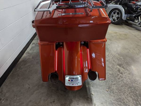 2011 Harley-Davidson, dovoz USA — foto 11 z 12