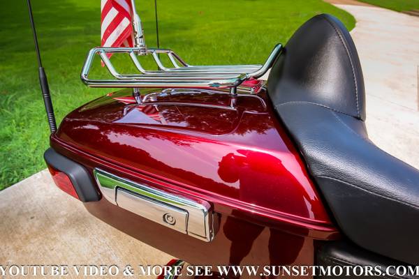 2014 Harley-Davidson, dovoz USA — foto 10 z 12