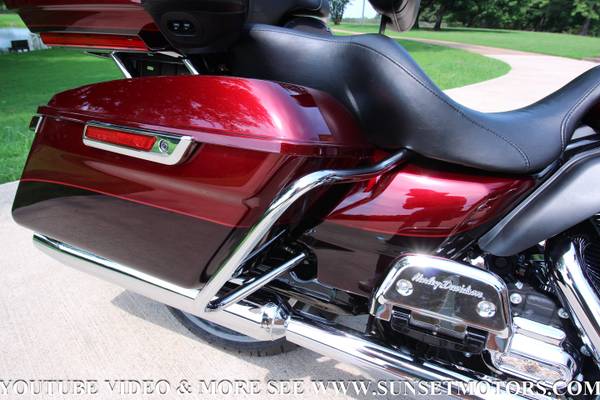 2014 Harley-Davidson, dovoz USA — foto 9 z 12