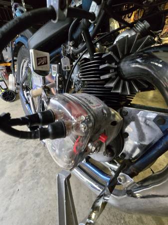 Triumph, dovoz USA — foto 7 z 8
