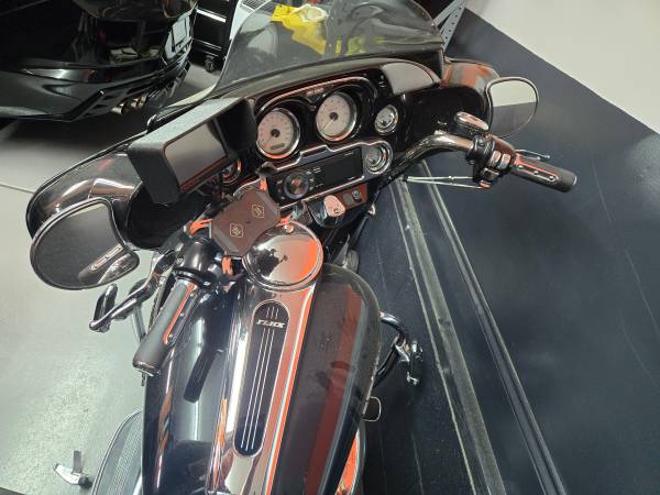 2006 Harley-Davidson, dovoz USA — foto 5 z 7