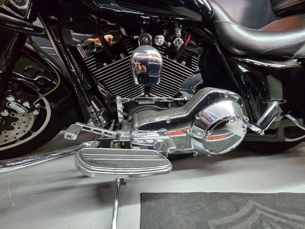 2006 Harley-Davidson, dovoz USA — foto 6 z 7