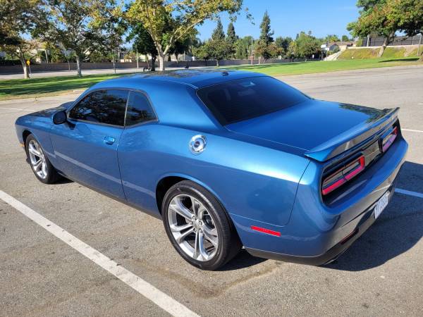 2020 Dodge, dovoz USA — foto 9 z 12