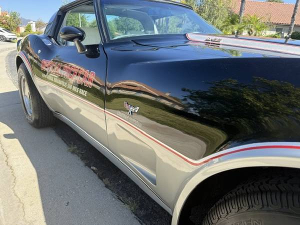 1978 Corvette Pace Car, dovoz USA — foto 5 z 10