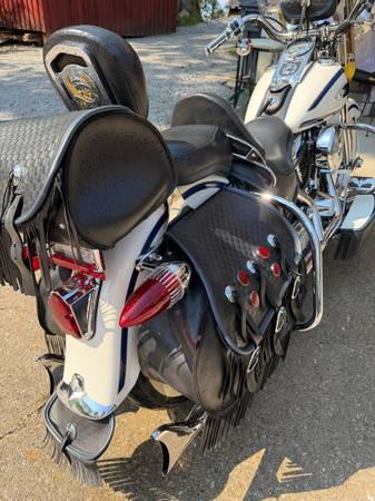 1997 Harley-Davidson, dovoz USA — foto 3 z 7