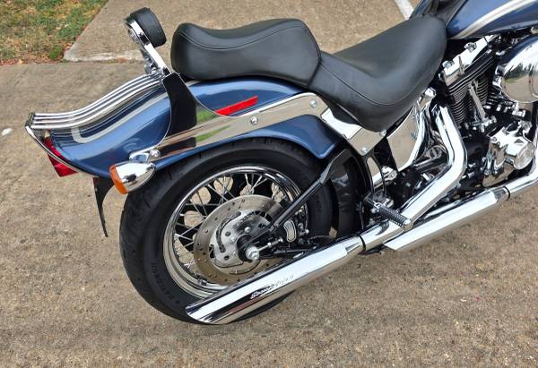 2003 Harley-Davidson, dovoz USA — foto 10 z 12