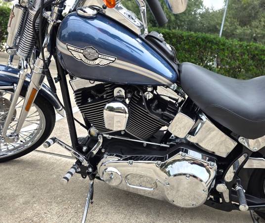 2003 Harley-Davidson, dovoz USA — foto 6 z 12