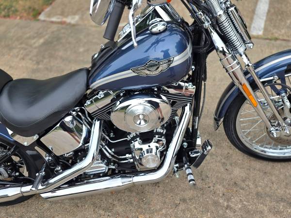 2003 Harley-Davidson, dovoz USA — foto 7 z 12