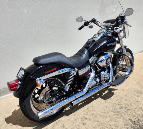 2011 Harley-Davidson, dovoz USA — foto 5 z 12