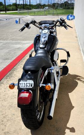 2011 Harley-Davidson, dovoz USA — foto 9 z 12