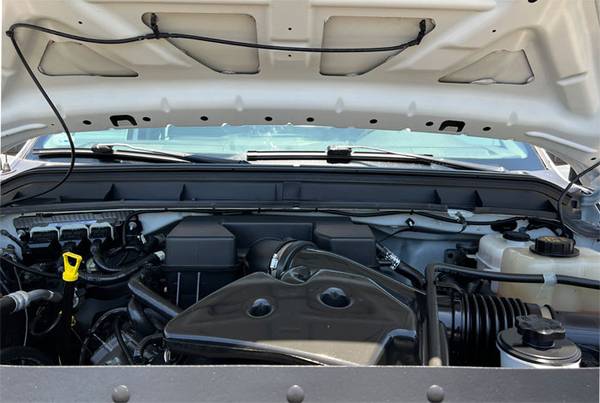 2011 Ford, dovoz USA — foto 6 z 10