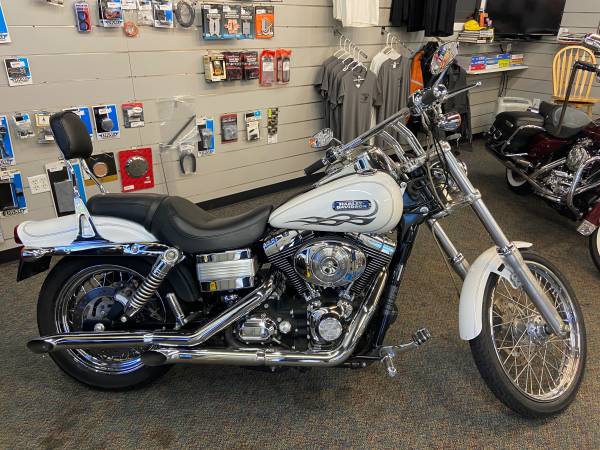 2006 Harley-Davidson, dovoz USA — foto 2 z 5