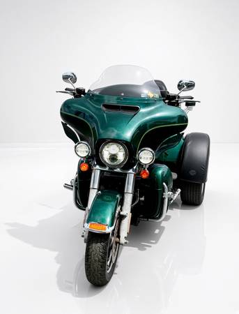 2016 Harley-Davidson, dovoz USA — foto 2 z 11