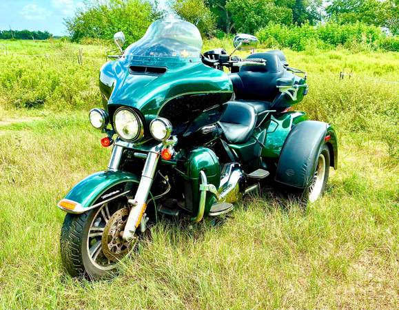 2016 Harley-Davidson, dovoz USA — foto 9 z 11
