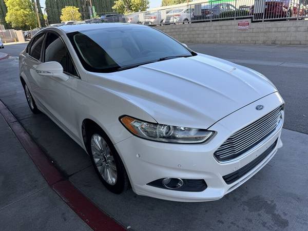 2014 Ford, dovoz USA — foto 8 z 12