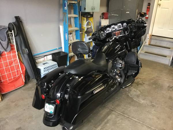 2014 Harley-Davidson, dovoz USA — foto 2 z 6