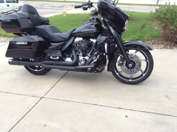 2014 Harley-Davidson, dovoz USA — foto 6 z 6