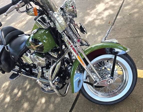 2003 Harley-Davidson, dovoz USA — foto 8 z 12