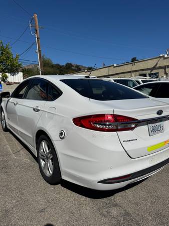 2018 Ford, dovoz USA — foto 5 z 10