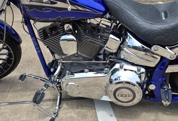 2014 Harley-Davidson, dovoz USA — foto 7 z 12