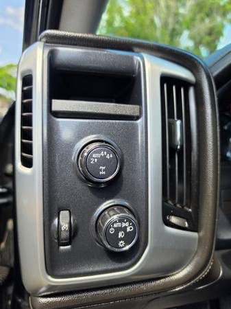 2018 GMC, dovoz USA — foto 2 z 12