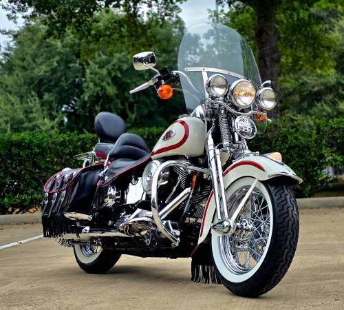 1997 Harley-Davidson, dovoz USA — foto 2 z 12
