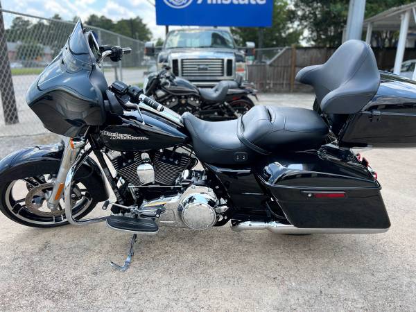 2012 Harley-Davidson, dovoz USA — foto 7 z 8