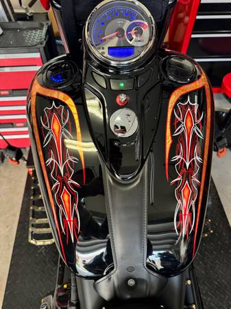 2016 Harley-Davidson, dovoz USA — foto 6 z 12