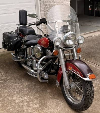 1990 Harley-Davidson, dovoz USA — foto 3 z 5