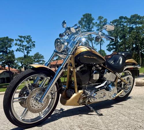 2003 Harley-Davidson, dovoz USA — foto 7 z 12