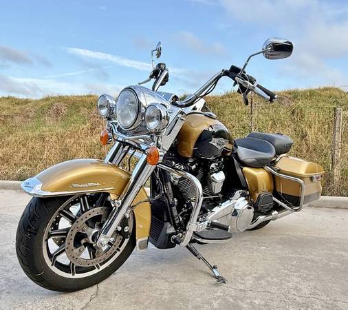 2017 Harley-Davidson, dovoz USA — foto 10 z 12