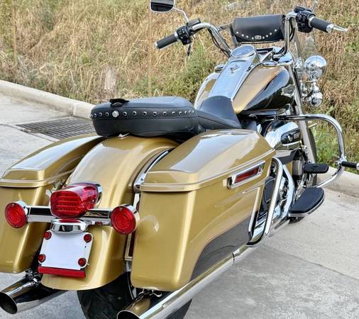 2017 Harley-Davidson, dovoz USA — foto 11 z 12