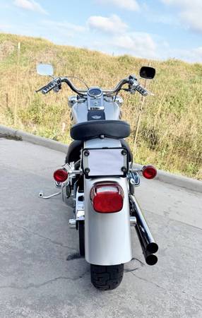 2003 Harley-Davidson, dovoz USA — foto 9 z 11