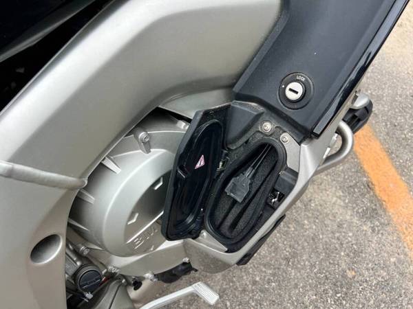 2016 BMW, dovoz USA — foto 11 z 12