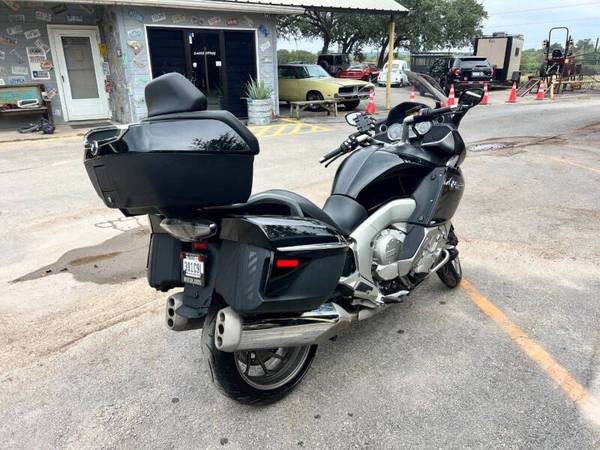 2016 BMW, dovoz USA — foto 2 z 12