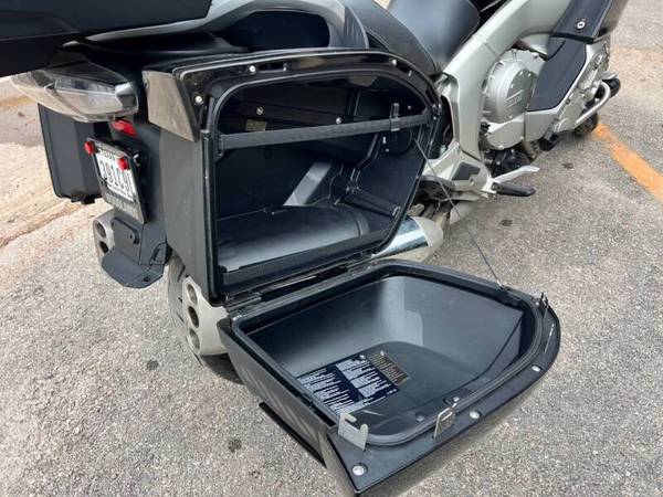 2016 BMW, dovoz USA — foto 7 z 12
