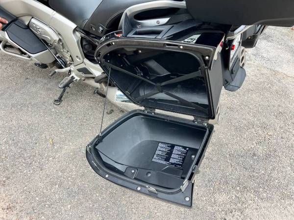 2016 BMW, dovoz USA — foto 8 z 12